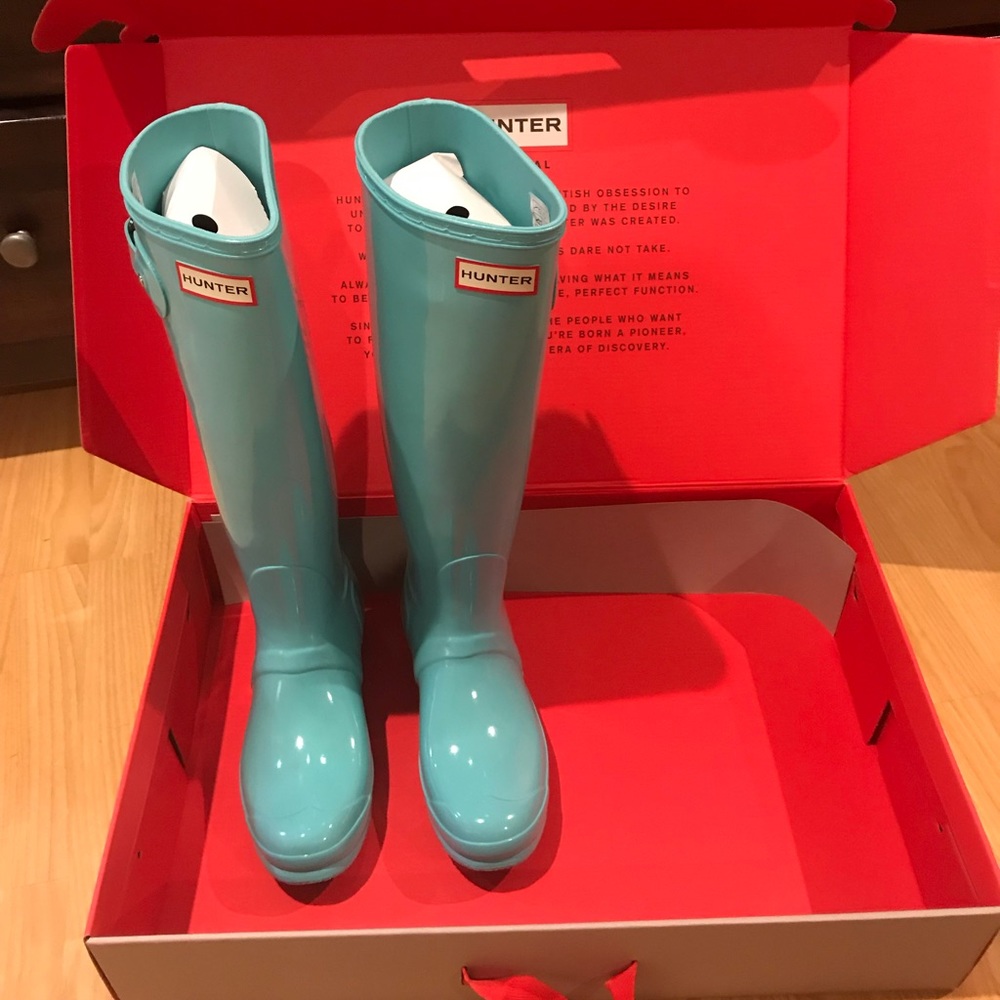 *NWT* Mint/Tiffany Blue Hunter Boots